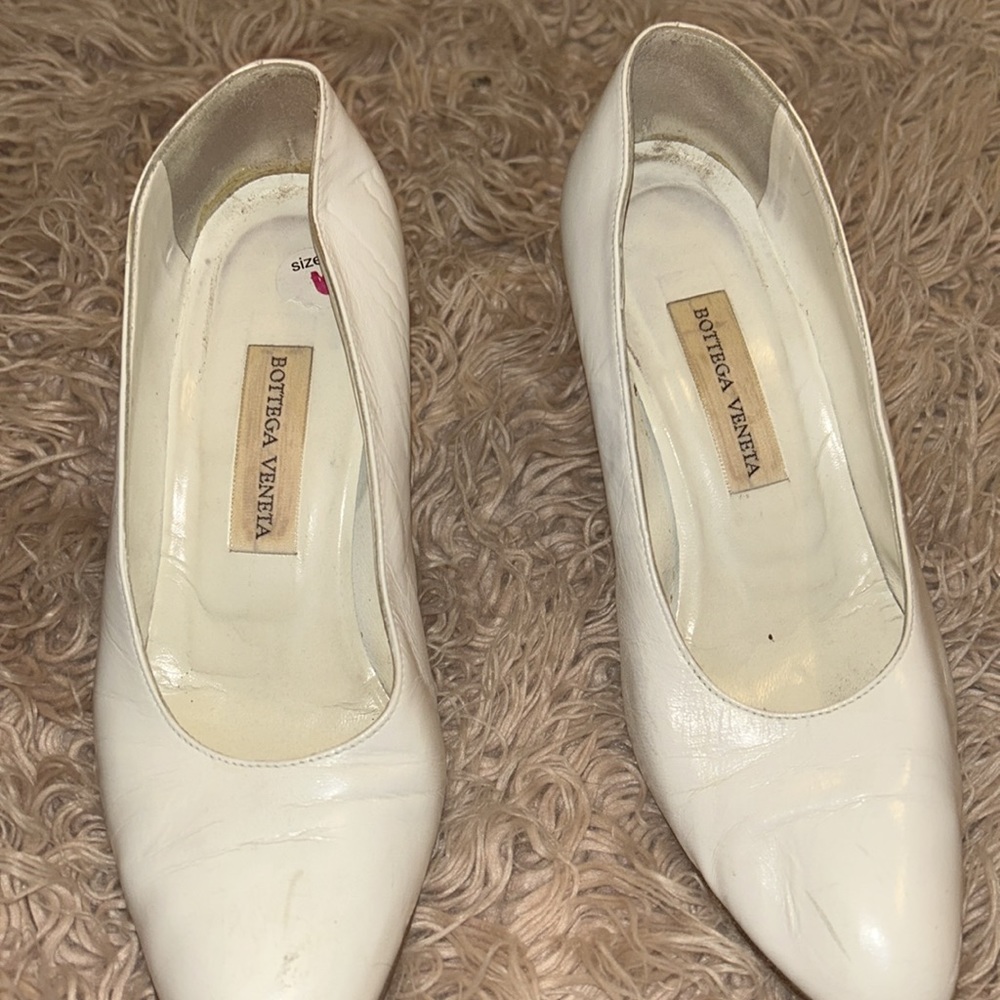 BOTTEGA VENETA WHITE PUMPS - Picture 2 of 8